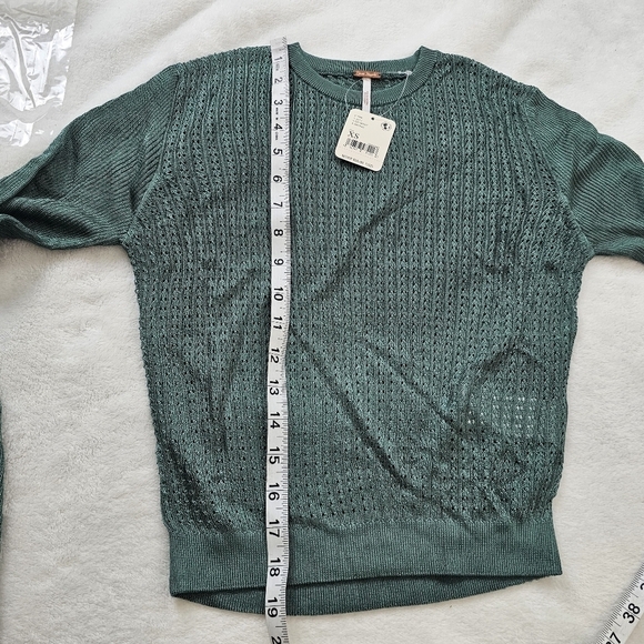 Free People H2O Crew Open Stitch Knit Long Sleeve Top Jade Green XS NWT - Picture 10 of 13